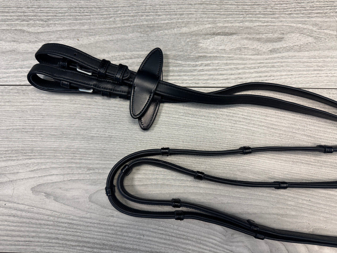 SALE Soft Leather/Rubber Reins with Handstops Buckles Black - FULL (R22)