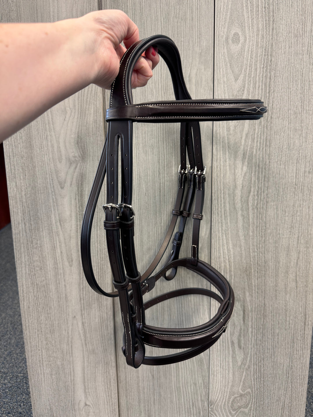 SALE Encore Bridle Cream Stitching with Detachable Flash Cob (A21)