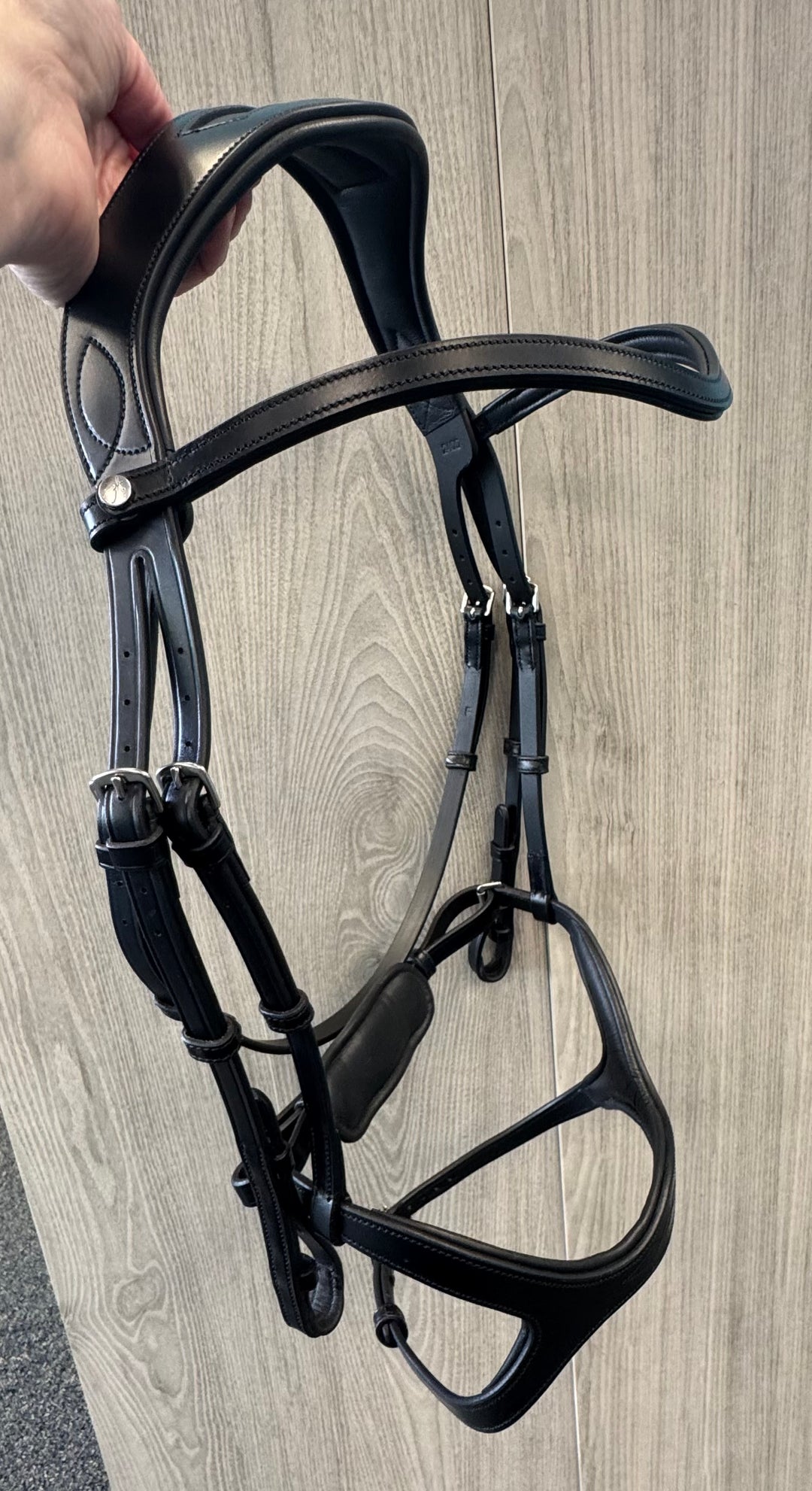 SALE Victory Bridle Black - FULL (A5)